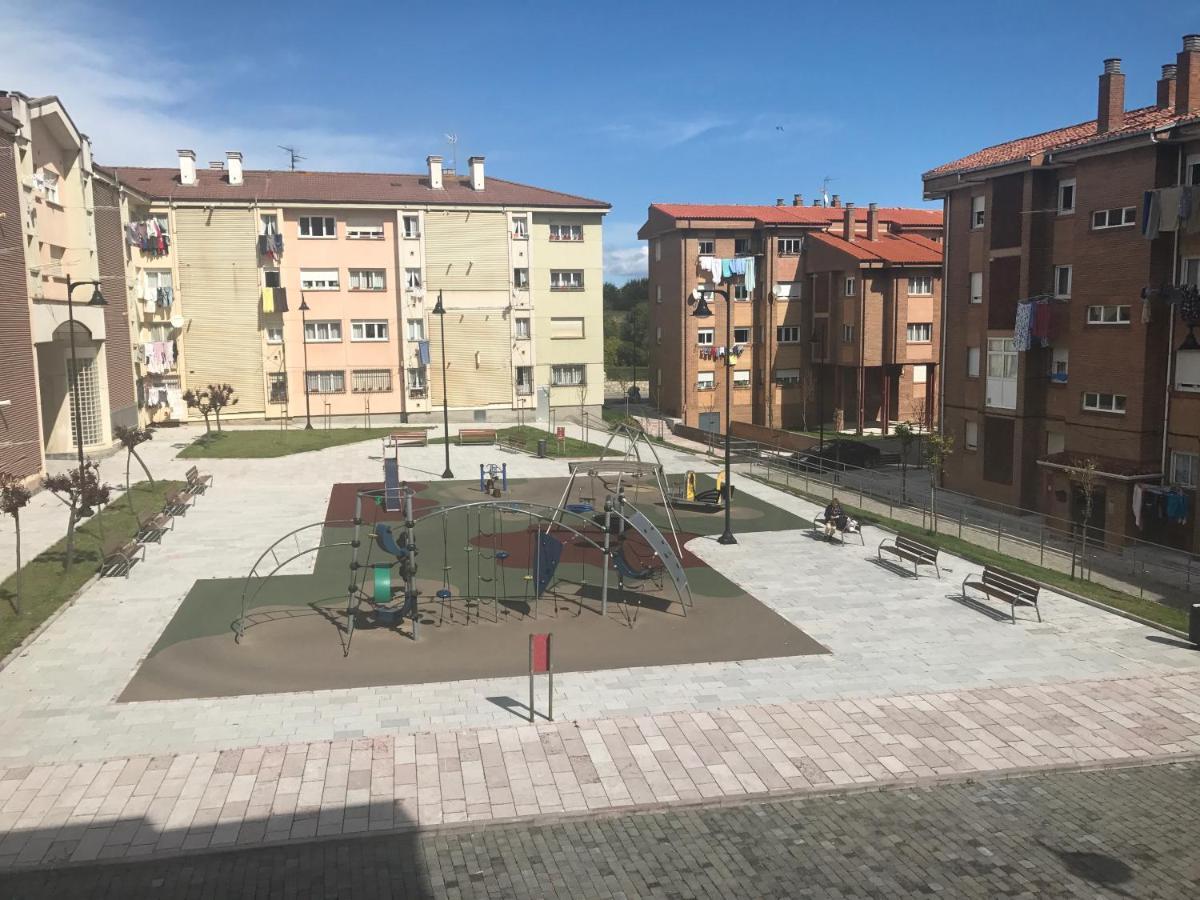 Apartamento En Llanes Con Plaza De Garaje Cubierta Exterior foto